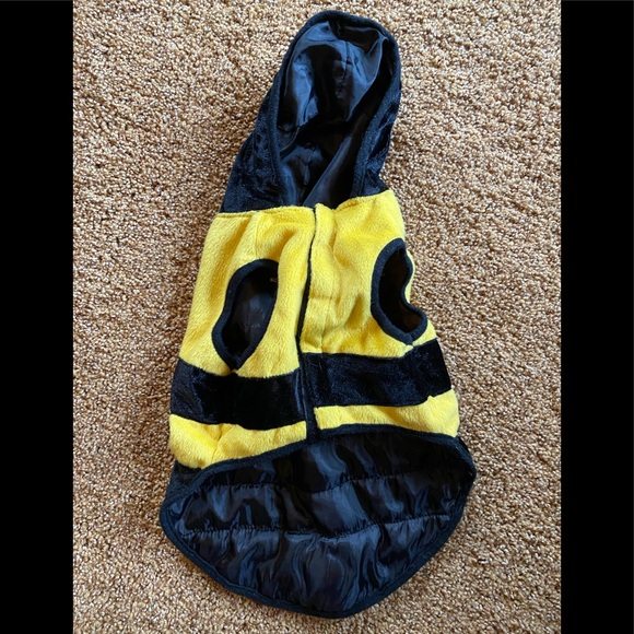 🔥5 for $20 - Bumblebee Dog Costume - Picture 2 of 5